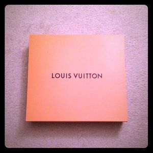Large Louis Vuitton shopping box